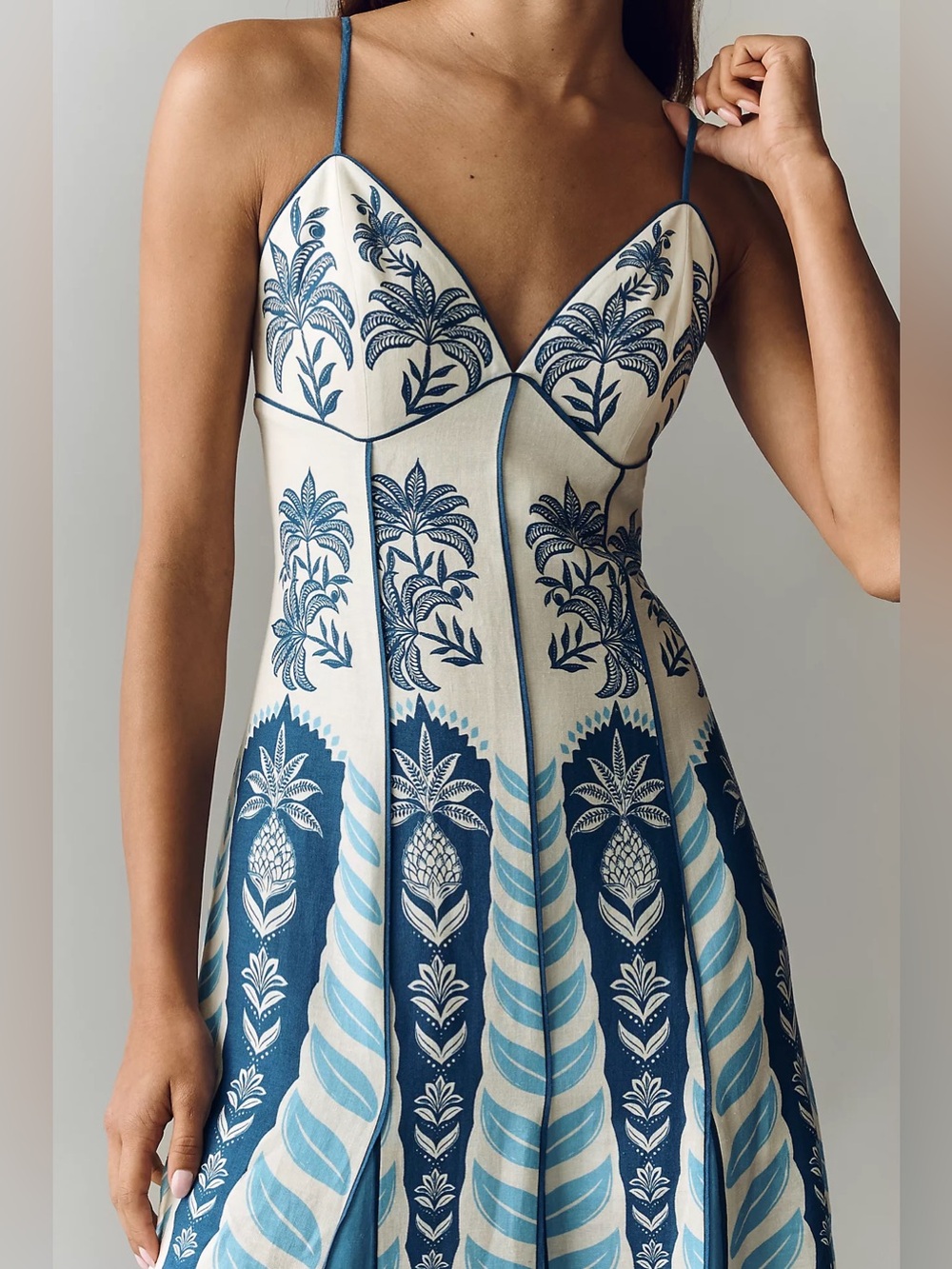 Farm Rio Sleeveless V-Neck A-Line Maxi Dress - Picture 3 of 8
